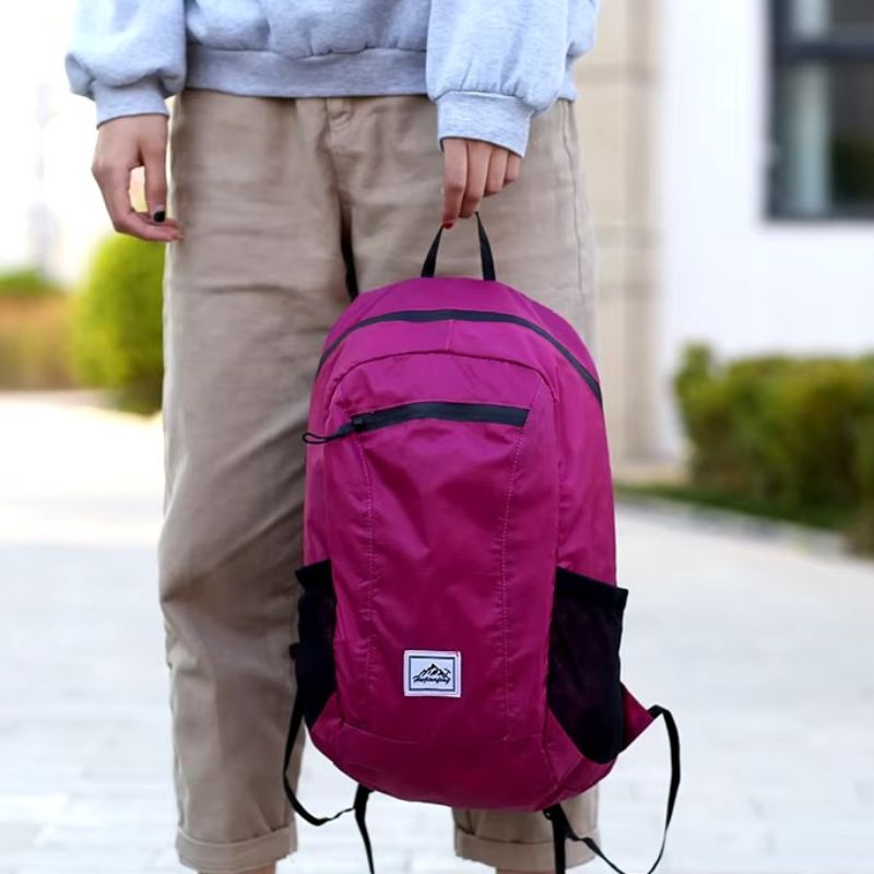 ultraleichter wanderrucksack in der hand gehalten - Rosa - Grün - Orange - Schwarz - Marineblau - Grau