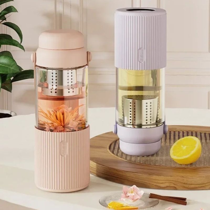 glasflasche mit infuser zwei modelle nebeneinander - Grün - Weiß - Violett