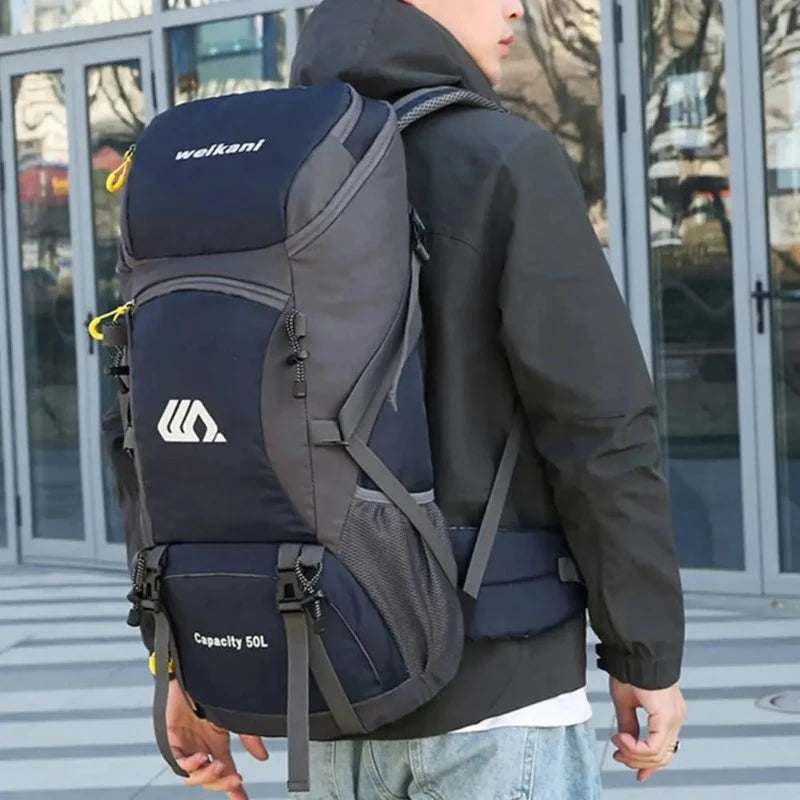 wanderrucksack 50 liter auf dem rücken getragen - Orange - Schwarz - Marineblau - Rot - Grün