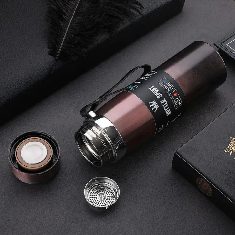 thermos mit teesieb nahaufnahme des siebs - Goldfarben - Rot - Schwarz - Blau