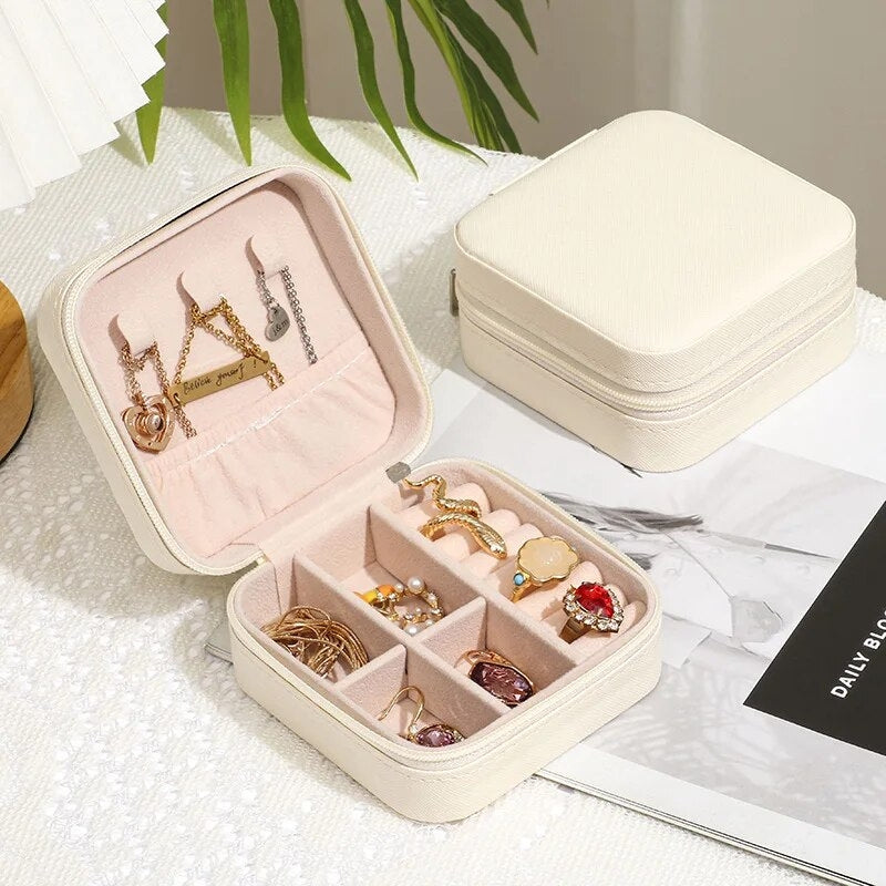 reiseschmuckbox - Fuchsia - Schwarz - Grün - Dunkelgrün - Grau - Rosa - Beige - Braun - Weiß - Blau