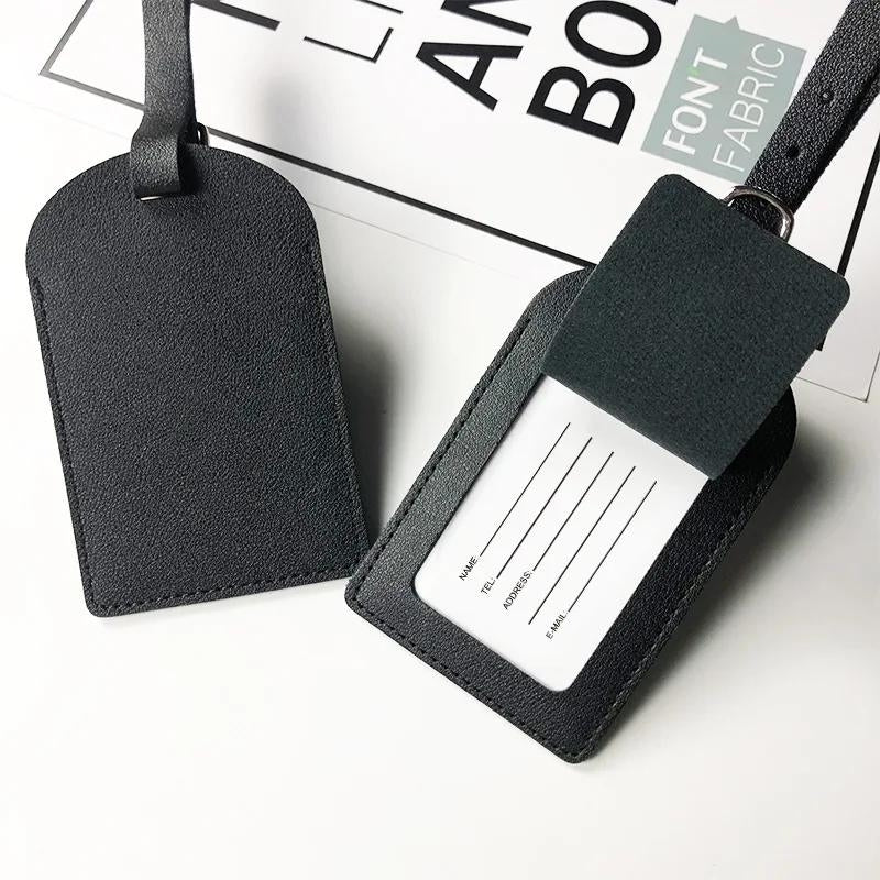personalisierter ledergepäckanhänger - Schwarz 1 Stück - Schwarz 2 Stück - Grau 1 Stück - Grau 2-teilig - Rot 1 Stück - Rot 2 Stück - Gelb 1 Stück - Gelb 2 Stück - Braun 1 Stück - Braun 2 Stück - Marineblau 1 Stück - Marineblau 2 Stück - Rosa 1 Stück - Rosa 2 Stück - Hellgrün 1 Stück - Weiß 1 Stück - Himmelblau 1 Stück - Himmelblau 2 Stück - Lavendel 1 Stück - Set aus 4 (Farben 1) - Set mit 4 (Farben 2)