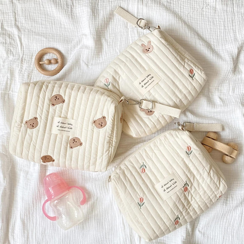 babypflegekit - Muster Kleiner Bär - Hasenmotive - Eichhörnchen-Muster - Bärenmotive - Rosenblütenmuster - Olivenblüten Muster
