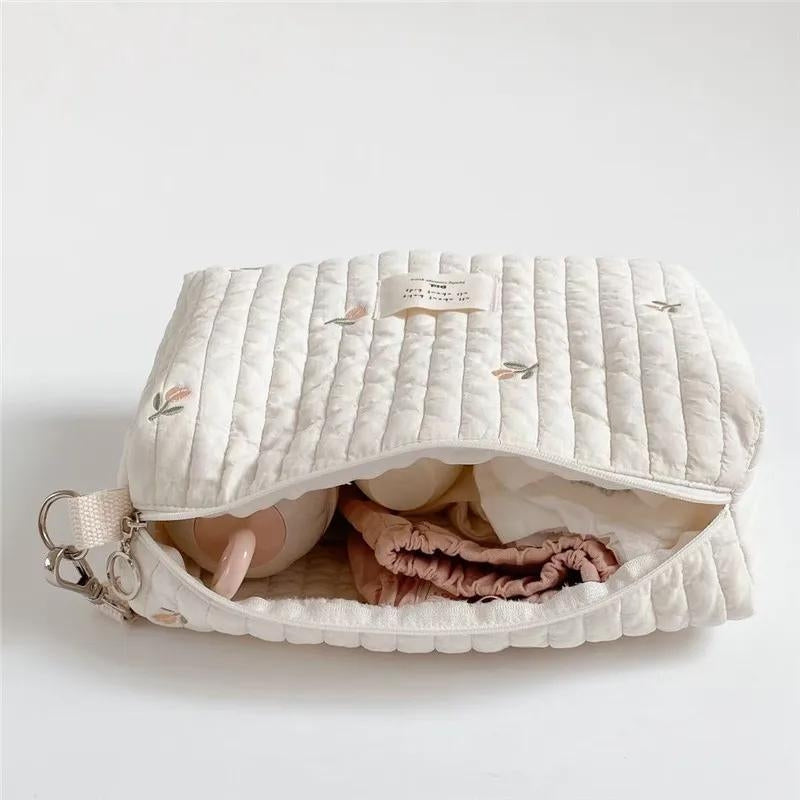 babytasche - Muster Kleiner Bär - Hasenmotive - Eichhörnchen-Muster - Bärenmotive - Rosenblütenmuster - Olivenblüten Muster
